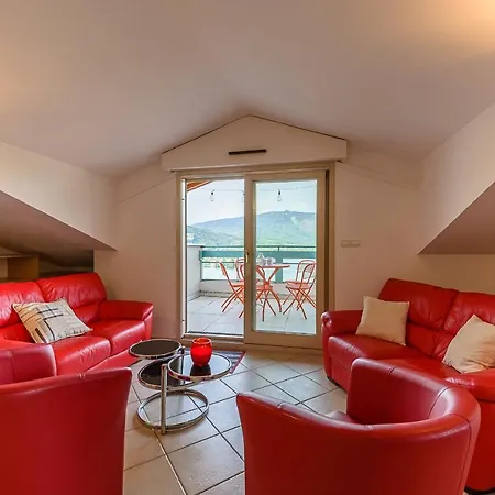 Lägenhet L'hermitage, 3 Avec Terrasse, Vue Lac, Parking Et Piscine, Lla Selections By Location Annecy Talloires